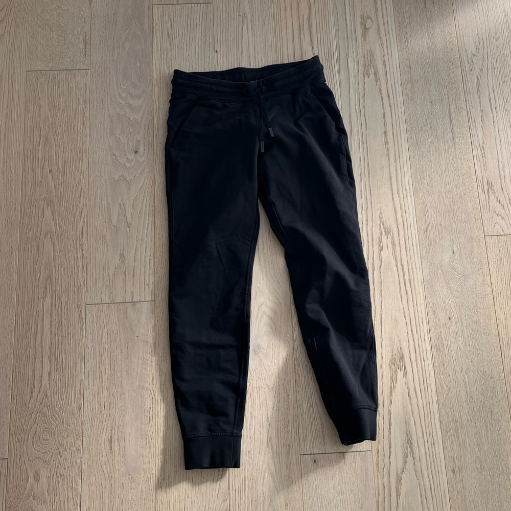 Lululemon joggers
